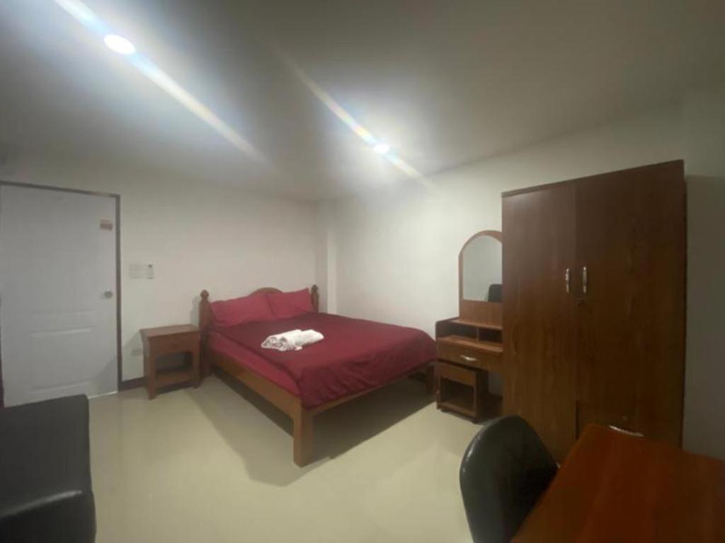 Oyo 1135 Triple A Residence Csiangmaj Kültér fotó