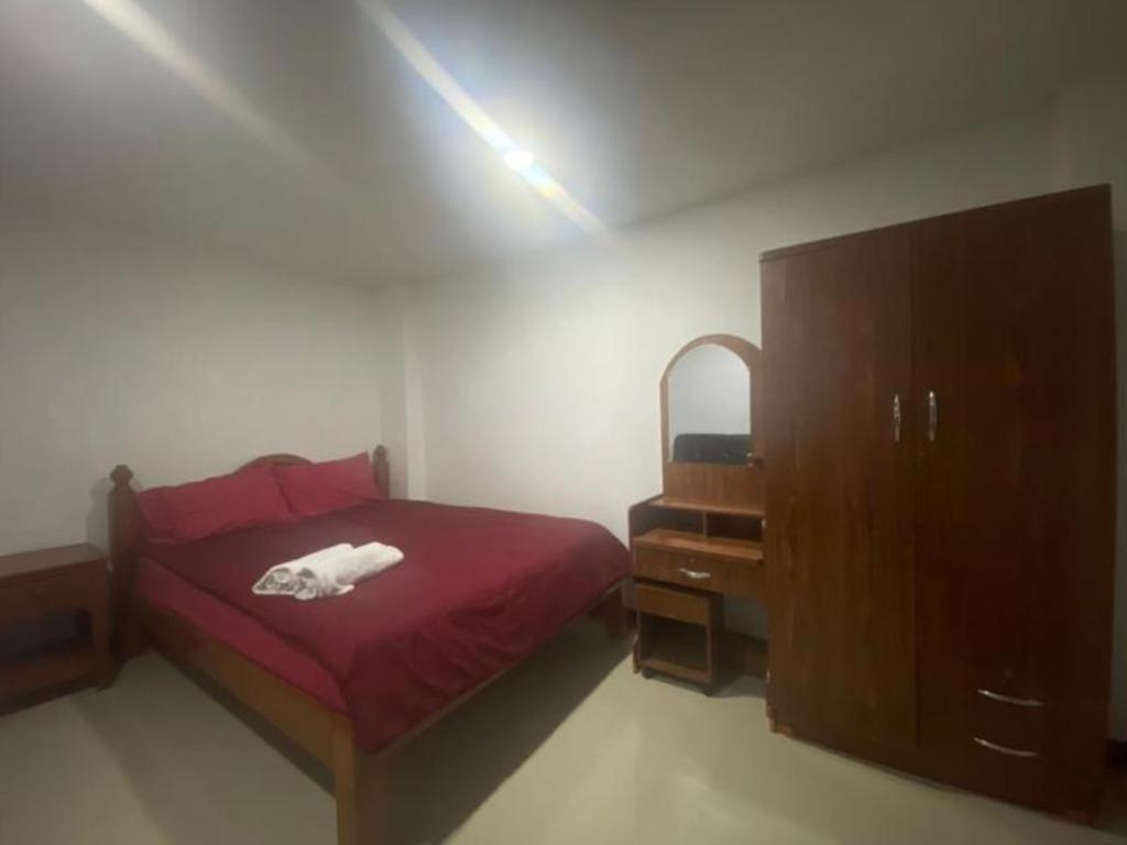 Oyo 1135 Triple A Residence Csiangmaj Kültér fotó