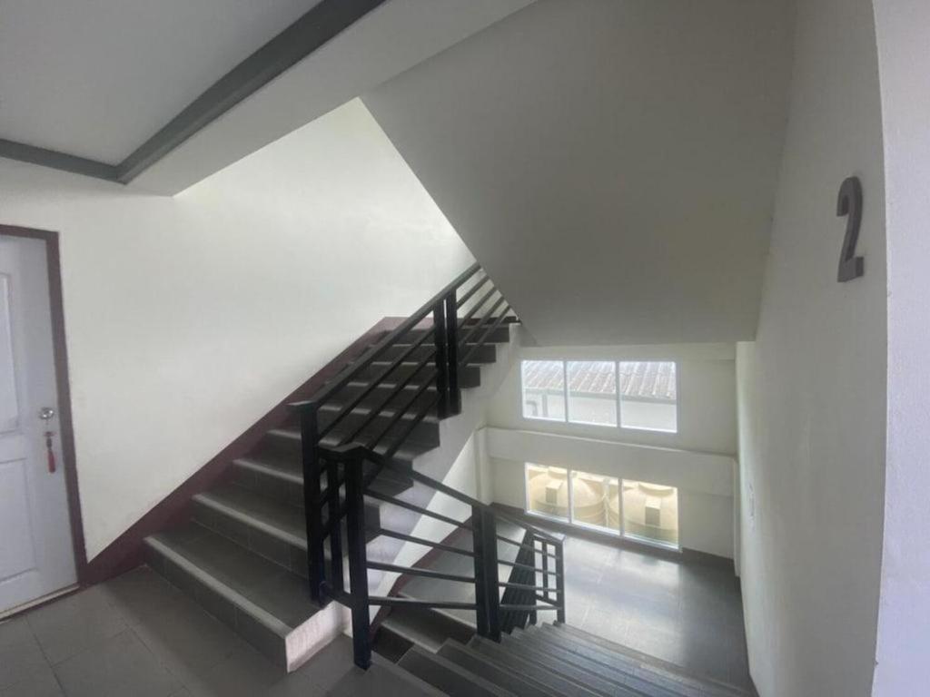 Oyo 1135 Triple A Residence Csiangmaj Kültér fotó