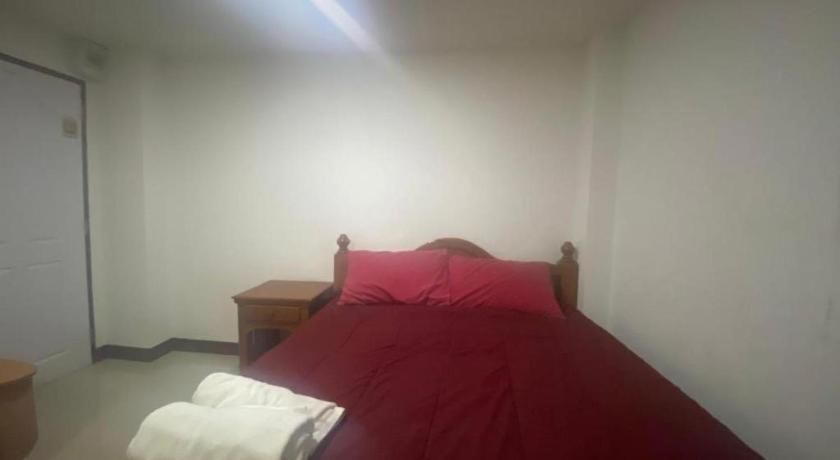 Oyo 1135 Triple A Residence Csiangmaj Kültér fotó